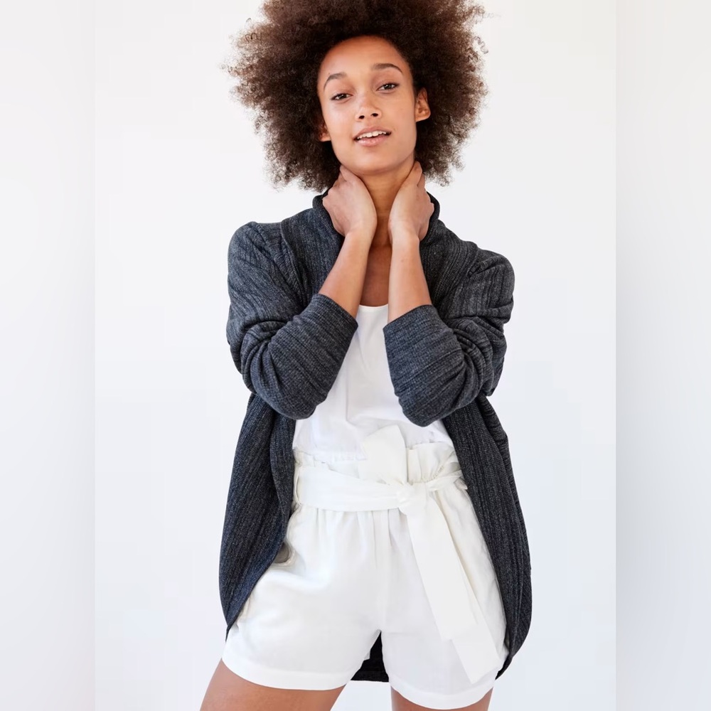 Wilfred Aritzia Diderot Cardigan Cocoon Sweater Size Small - Picture 3 of 9
